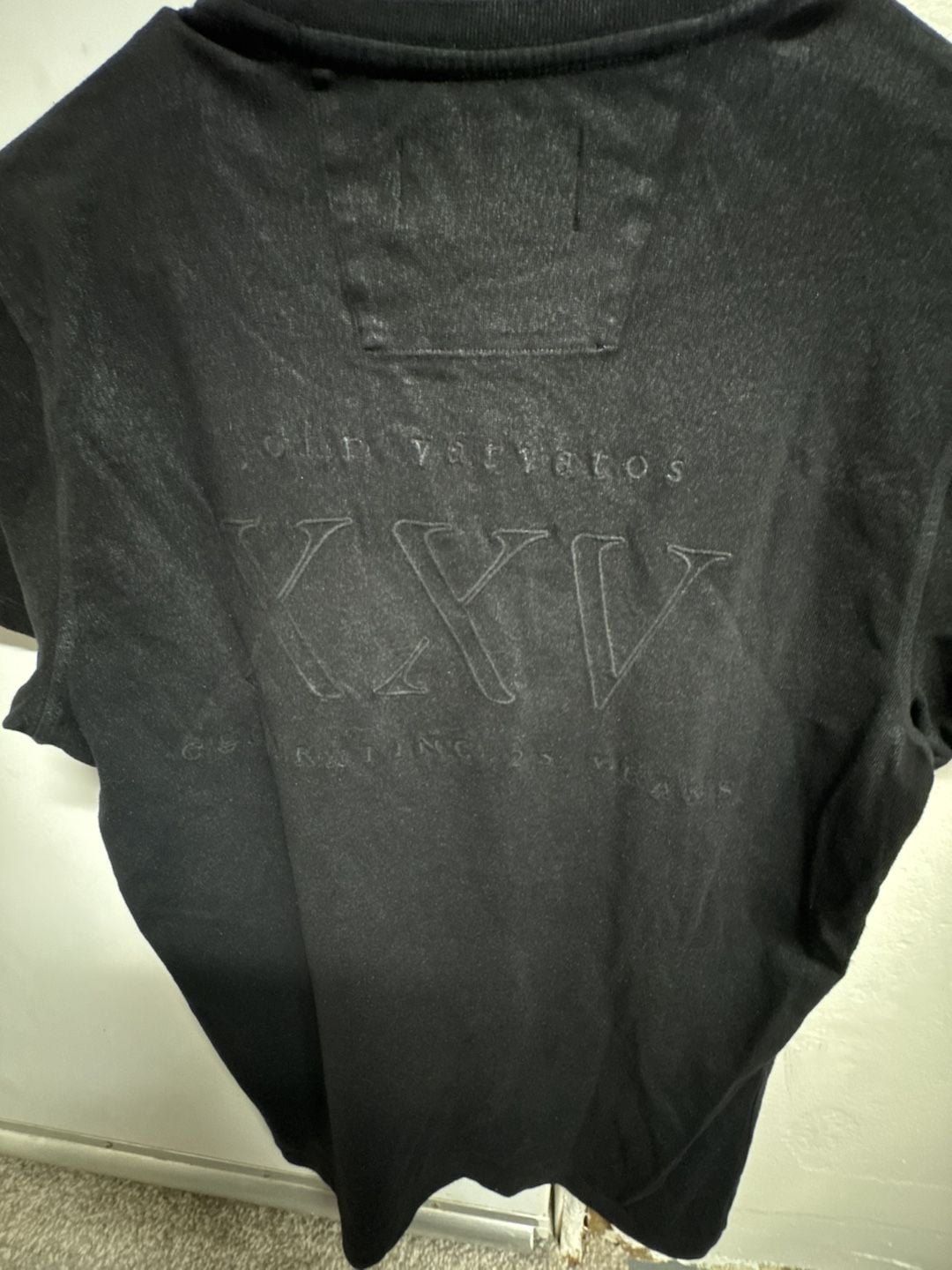 John Varvatos 25th Anniversary Tee Size XS Black Graphic T-Shirt 5