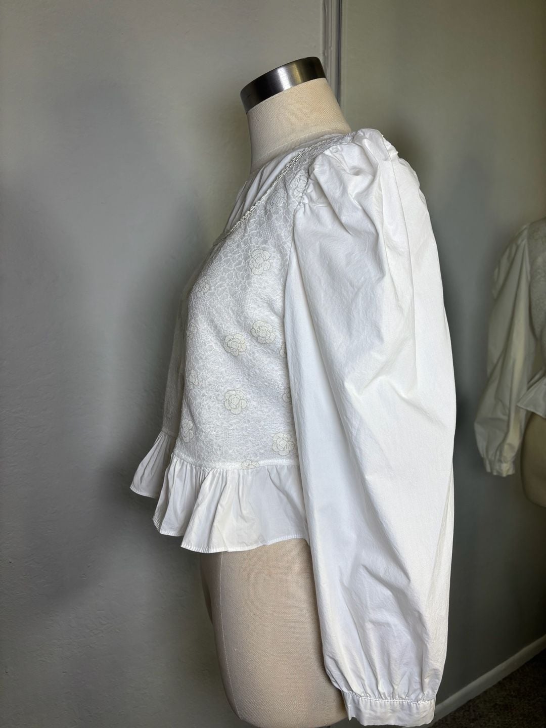 Vintage 1980s Romantic Victorian Puff Sleeve Peplum Blouse 7