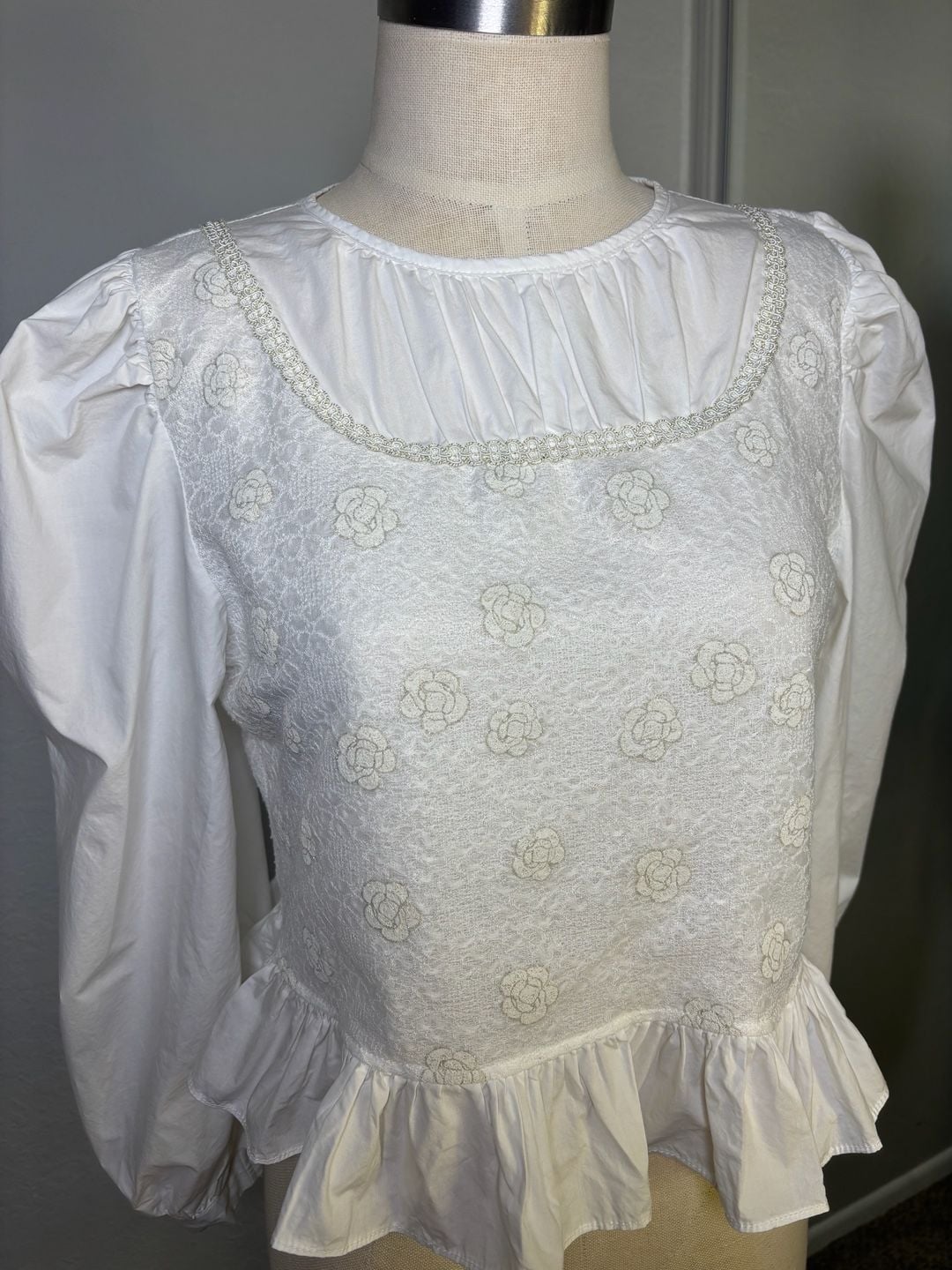 Vintage 1980s Romantic Victorian Puff Sleeve Peplum Blouse 8