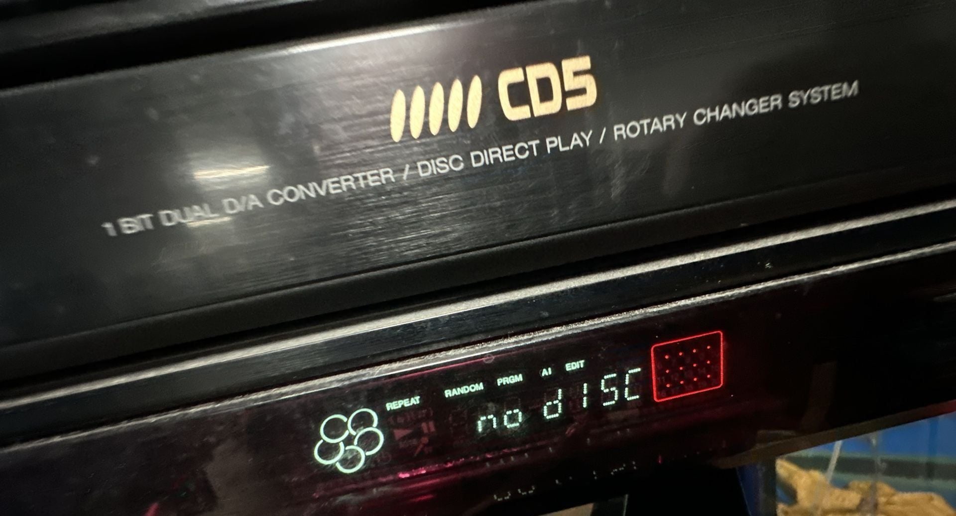 Aiwa XC-30M 5-Disc Rotary CD Player 7