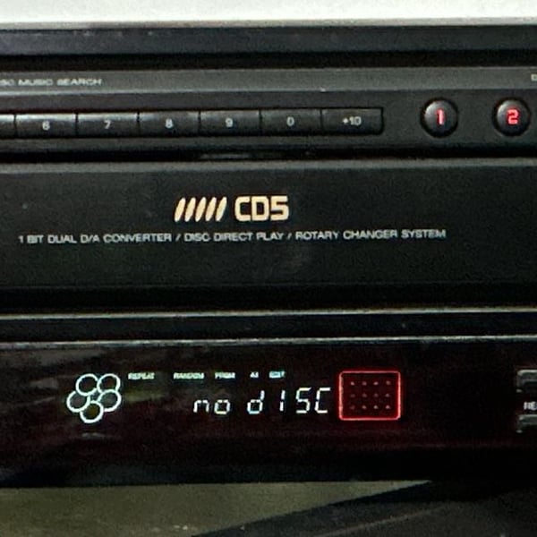 Aiwa XC-30M 5-Disc Rotary CD Player