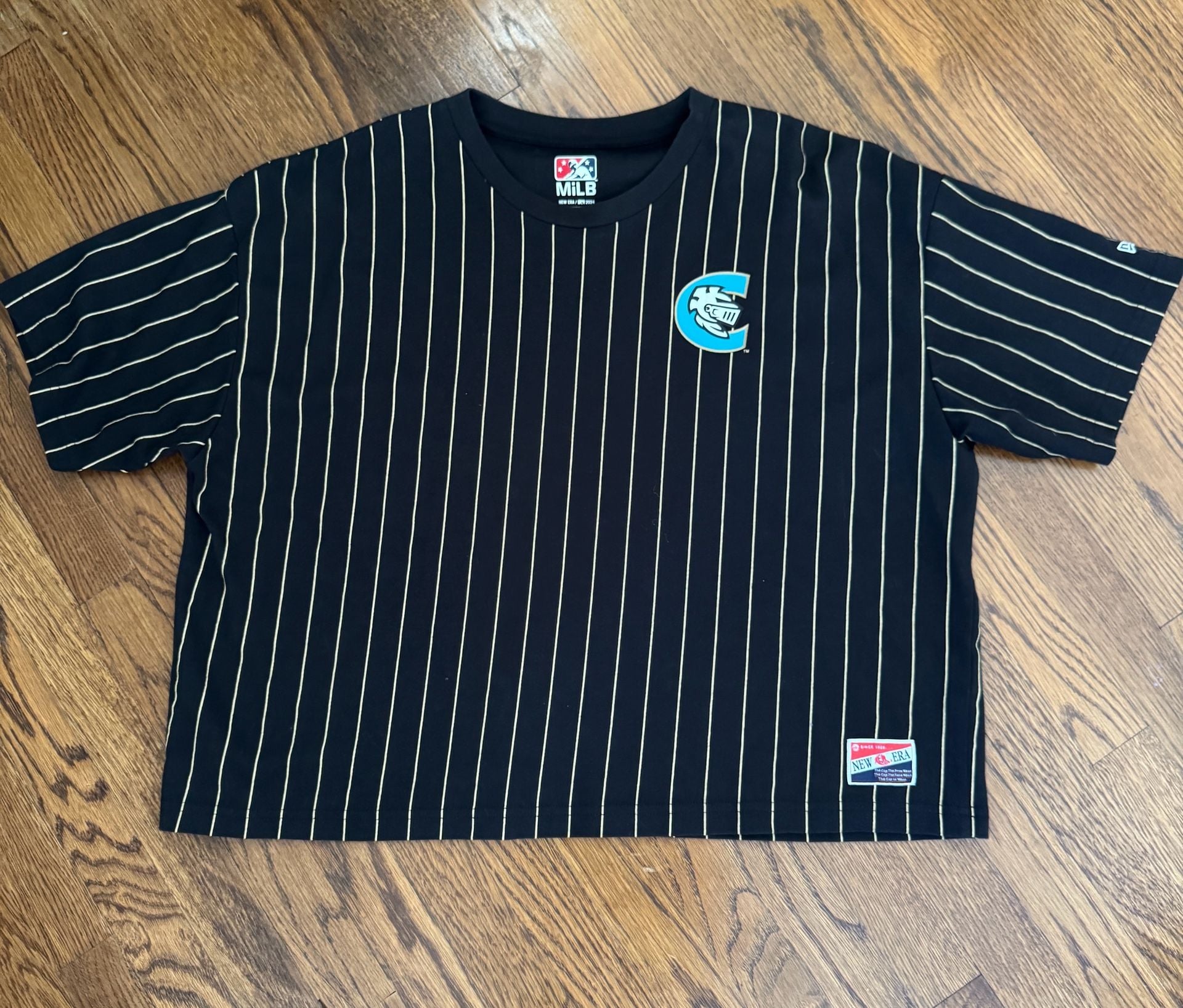 New Era MiLB Charlotte Knights Pinstripe T-Shirt Size XL Black 2