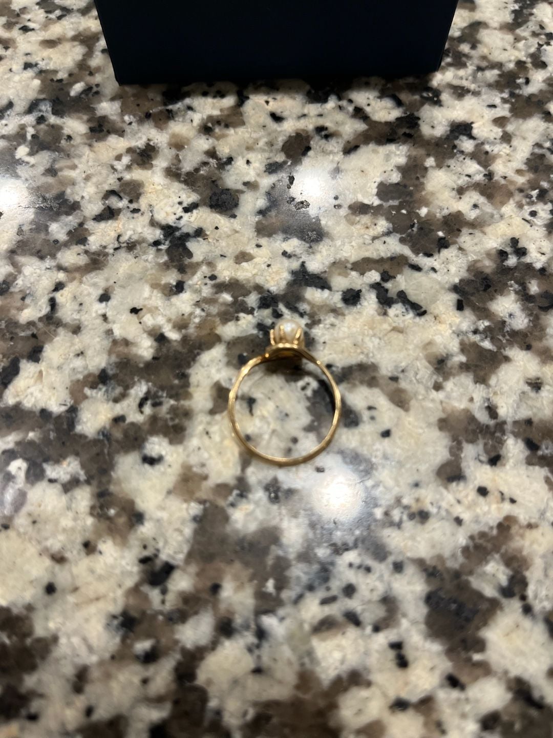 Vintage 10K Yellow Gold Pearl Ring 3