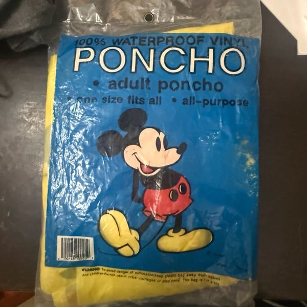 Vintage 1990 Disney Mickey Mouse Yellow Vinyl Rain Poncho Adult One Size NOS