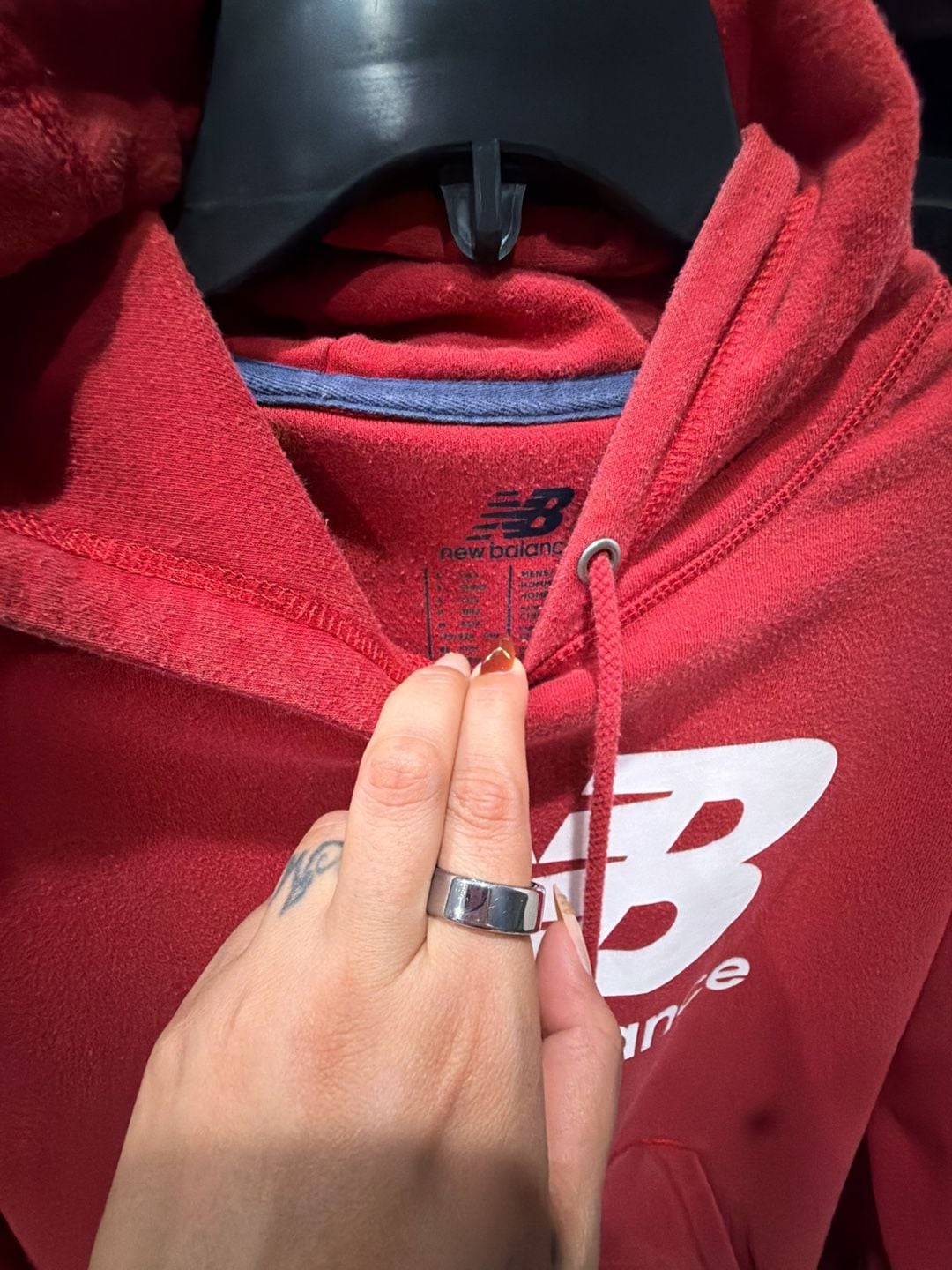 New Balance Hoodie Size L Red Logo Pullover Sweatshirt 2