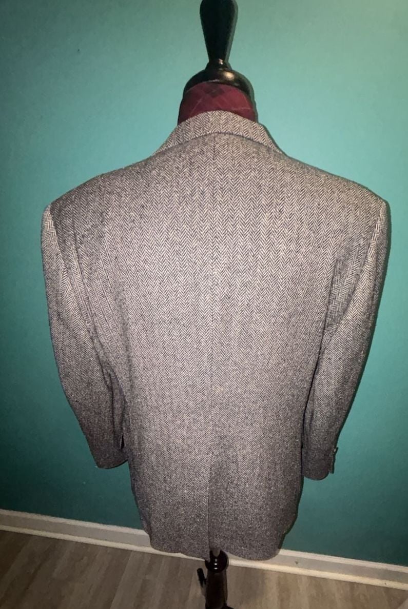 Hart Schaffner & Marx Sport Coat Size 44S Gray Herringbone Tweed Blazer 8