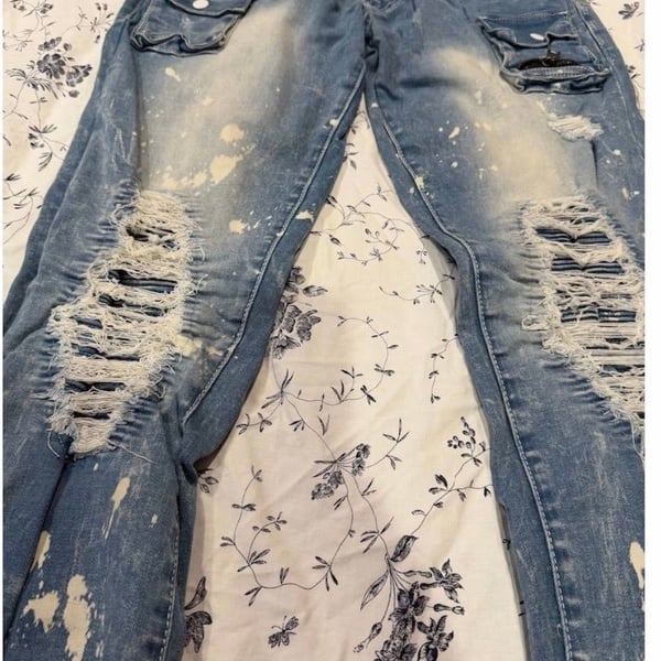 Makobi Jeans Size 32x32 Distressed Bleached Paint Splatter Cargo Denim