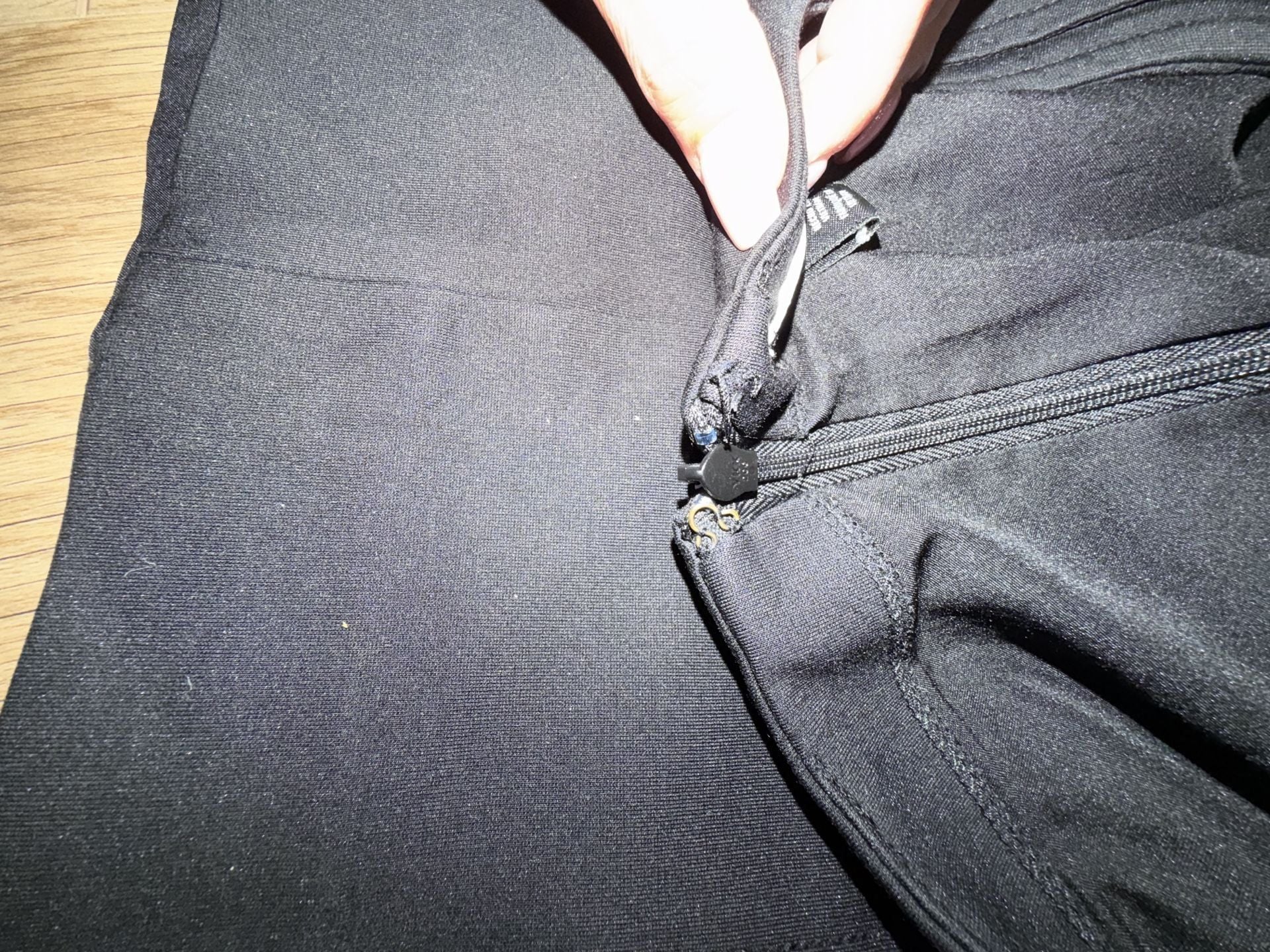 White House Black Market Skirt Size 6 Black Mini 9