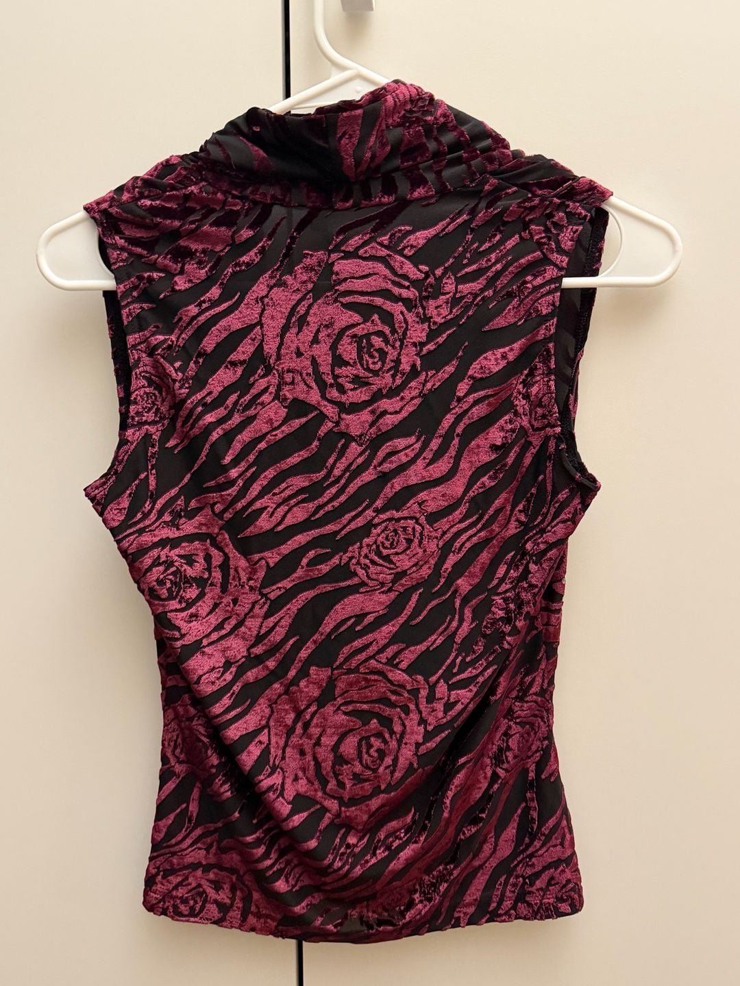 Express Cowl Neck Sleeveless Top Size S Black Burgundy Velvet Burnout 8