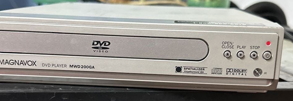 Magnavox MWD200GA DVD Player 4