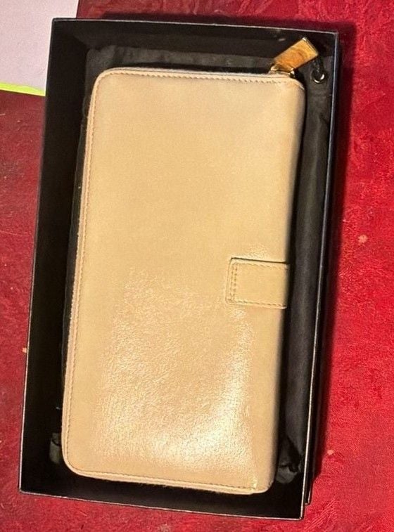 Saint Laurent Classic Y Ligne Zip Around Wallet Beige Leather 3
