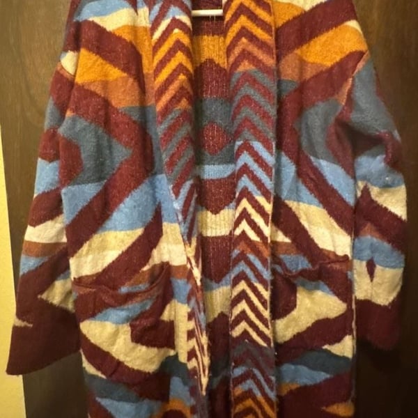 Lou & Grey Geometric Aztec Open Front Knit Cardigan with Pockets
