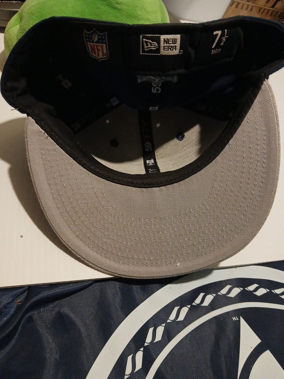 New Era New England Patriots 59FIFTY Size 7 1/2 Fitted Hat 7