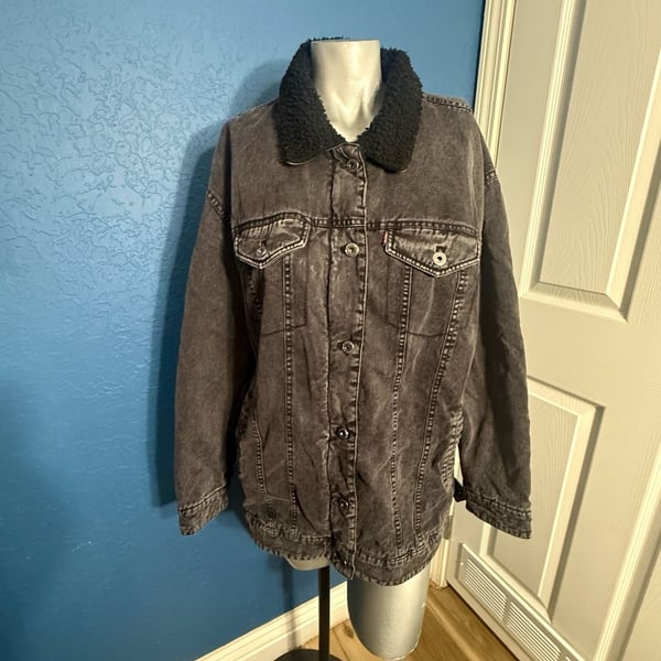 Levi's Long Sherpa Denim Trucker Jacket Black Acid Wash
