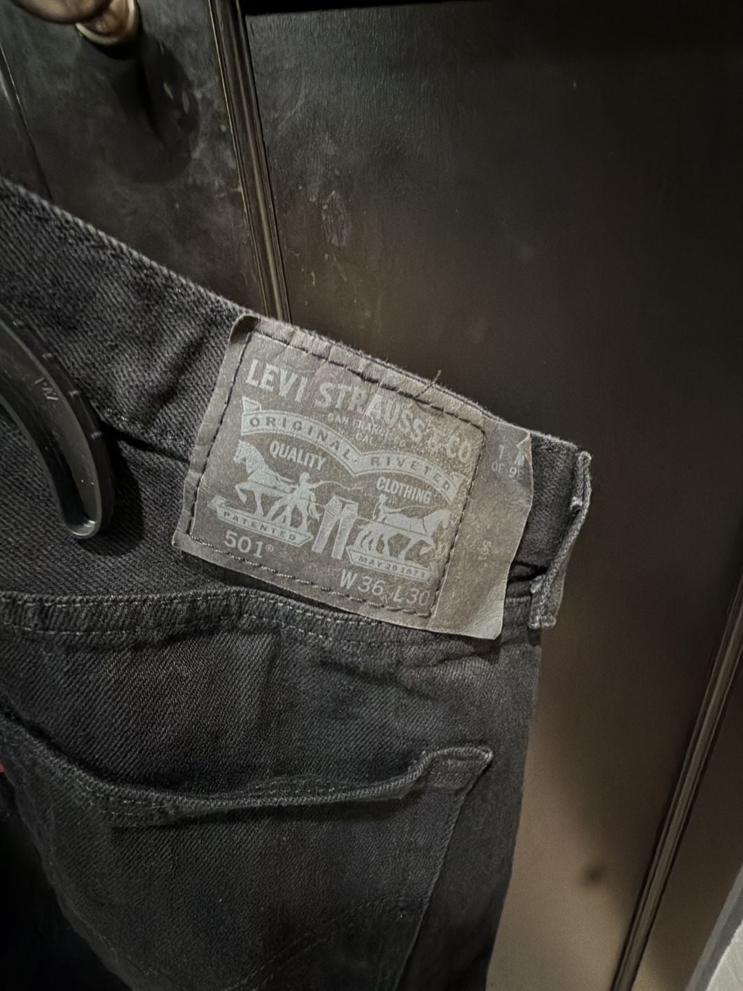 Levi's 501 Straight Jeans 36x30 Black Denim 2