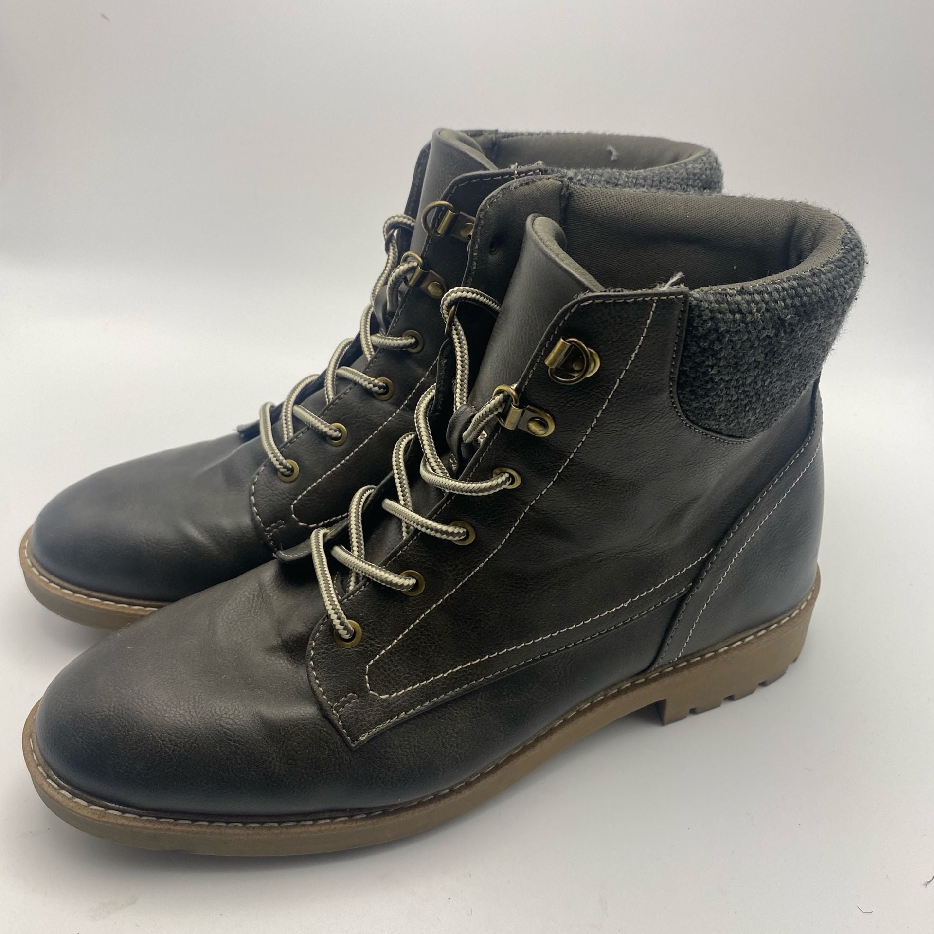 St. John's Bay Durham Size 11M Brown Lace-Up Boots (DS1026) 4