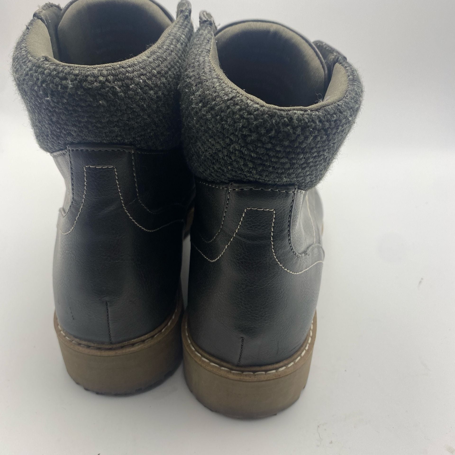 St. John's Bay Durham Size 11M Brown Lace-Up Boots (DS1026) 6