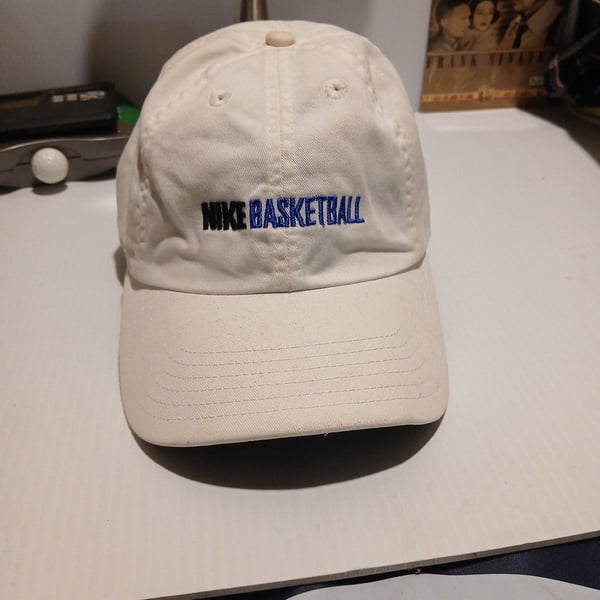 Nike Basketball Vintage Dad Hat White Blue Embroidered Strapback