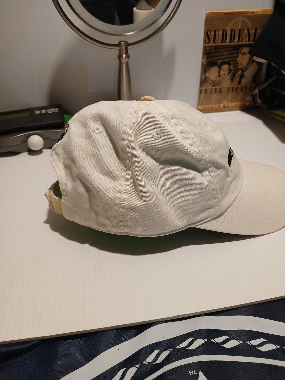 Nike Basketball Vintage Dad Hat White Blue Embroidered Strapback 3