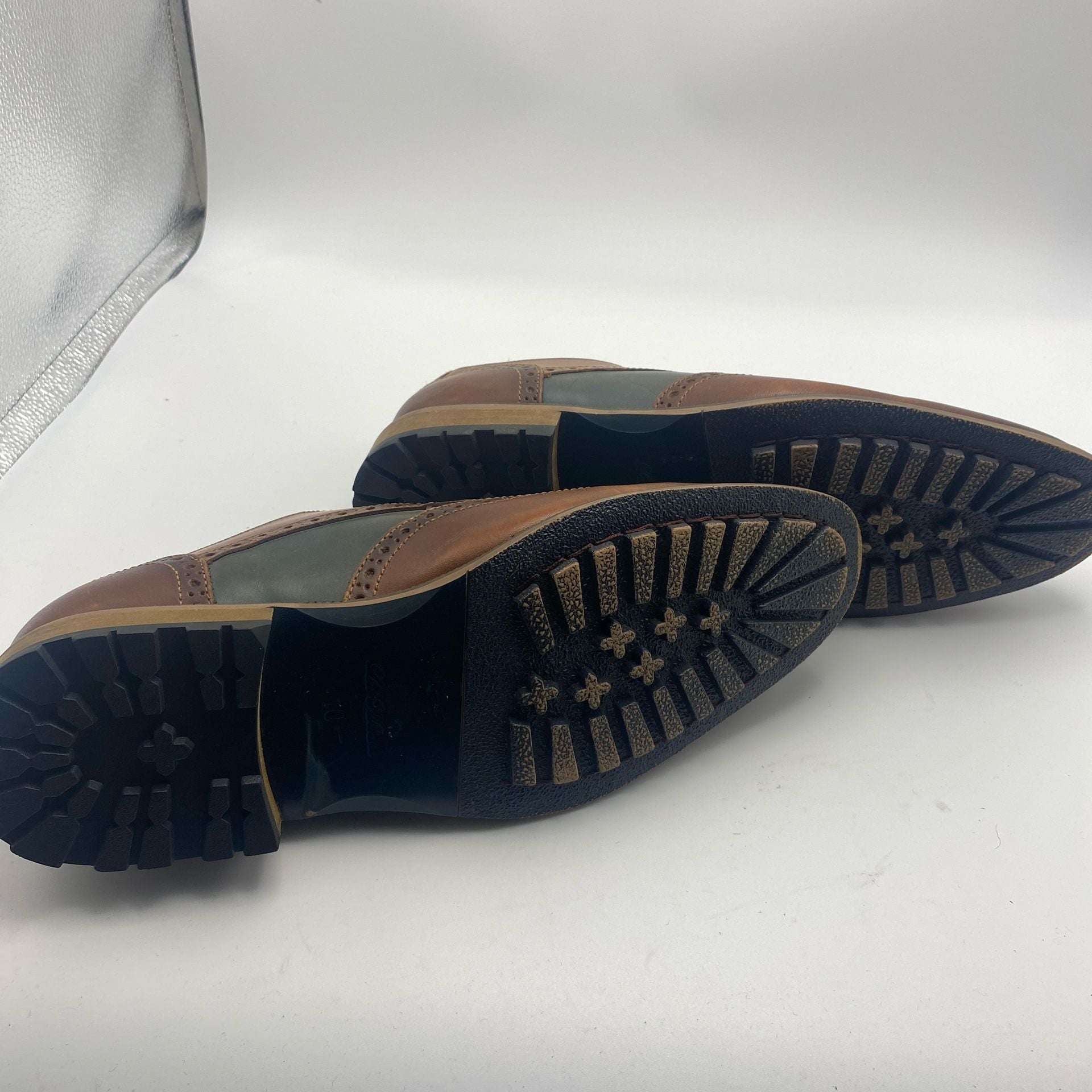 La Milano Gary II Size 10 Tan Navy Wingtip Dress Shoes (DS1028) 8