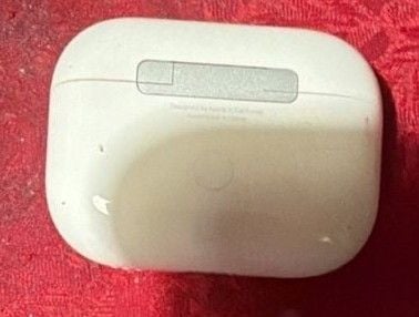 Apple AirPods Pro 2nd Generation Wireless Earbuds Charging Case White 3