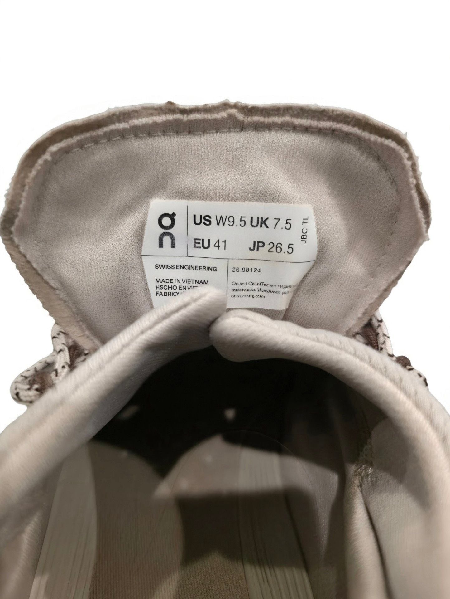 On Cloudnova 2 Grain Ivory Shoes 10