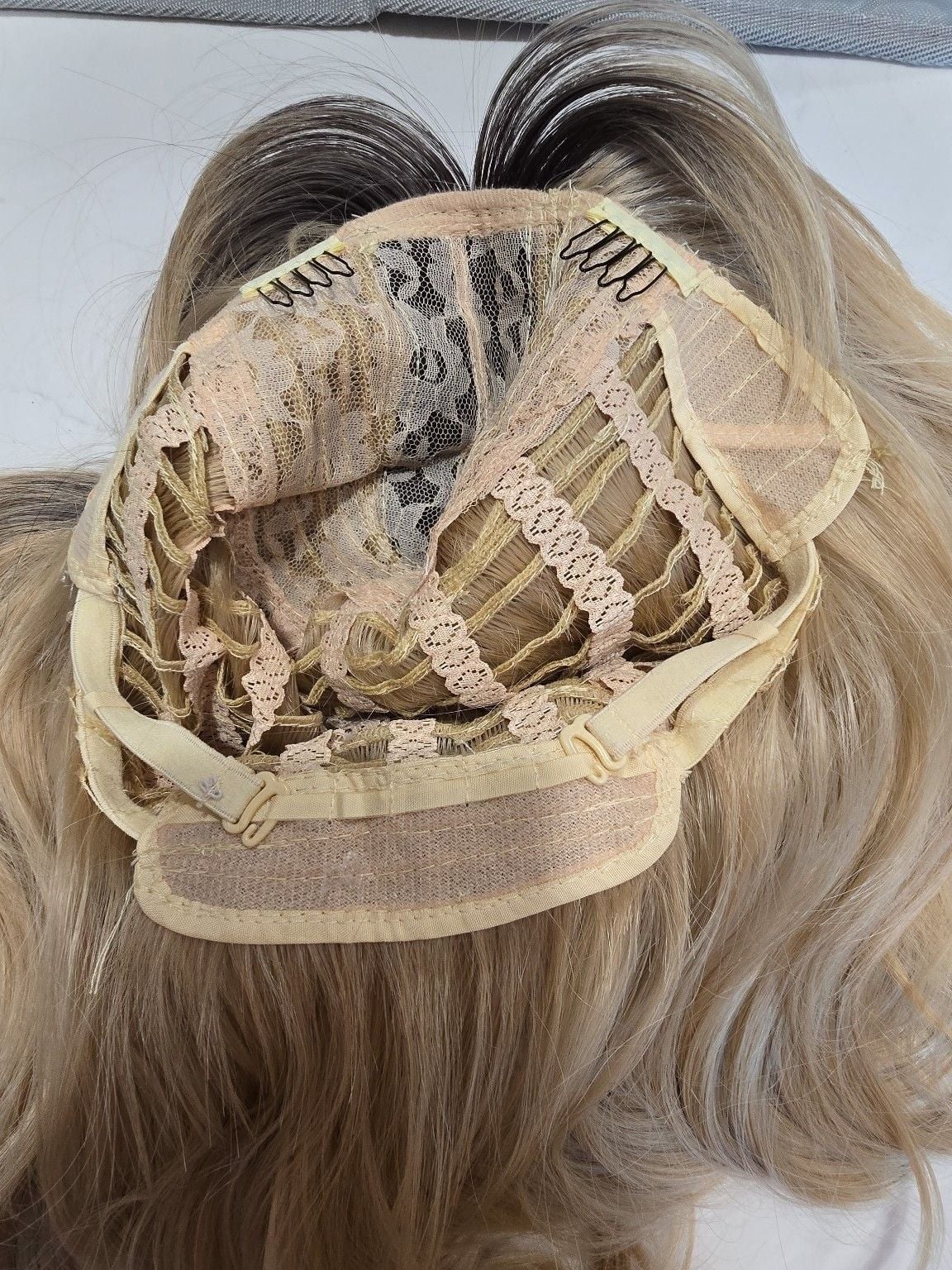 Human Hair Ombre Blonde Wig 4
