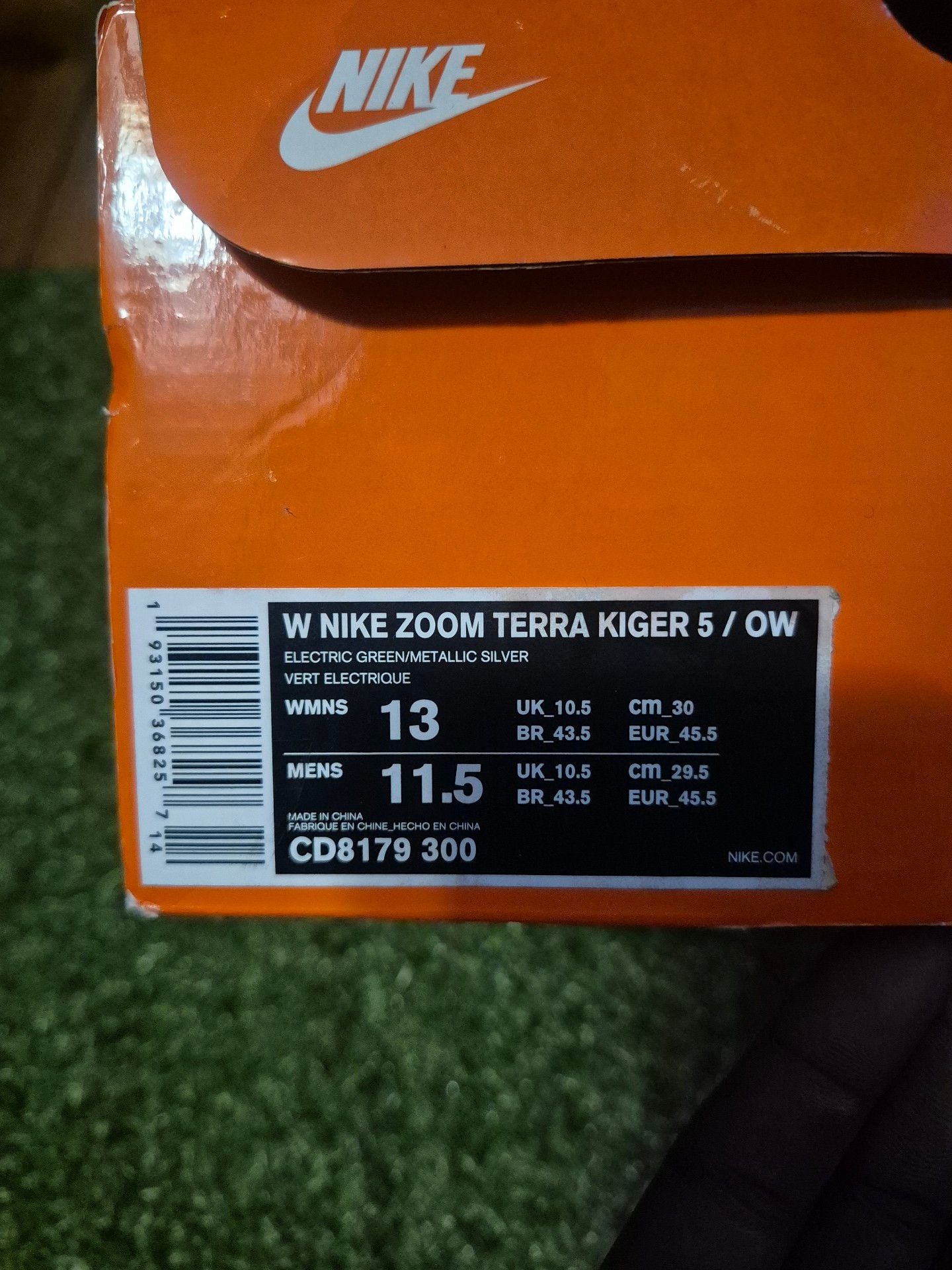 Off-White x Nike Air Zoom Terra Kiger 5 Electric Green 9