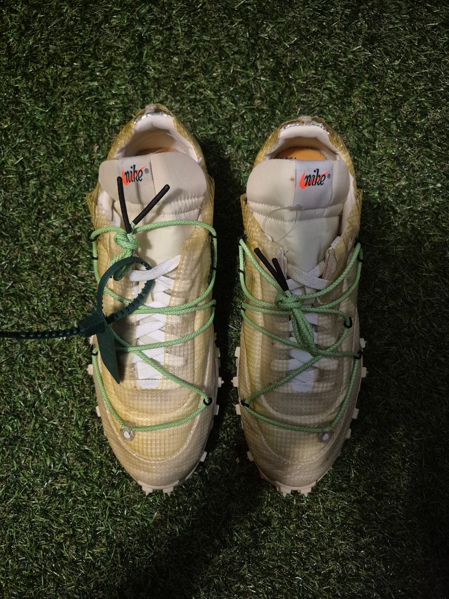 Off-White x Nike Waffle Racer Electric Green 6