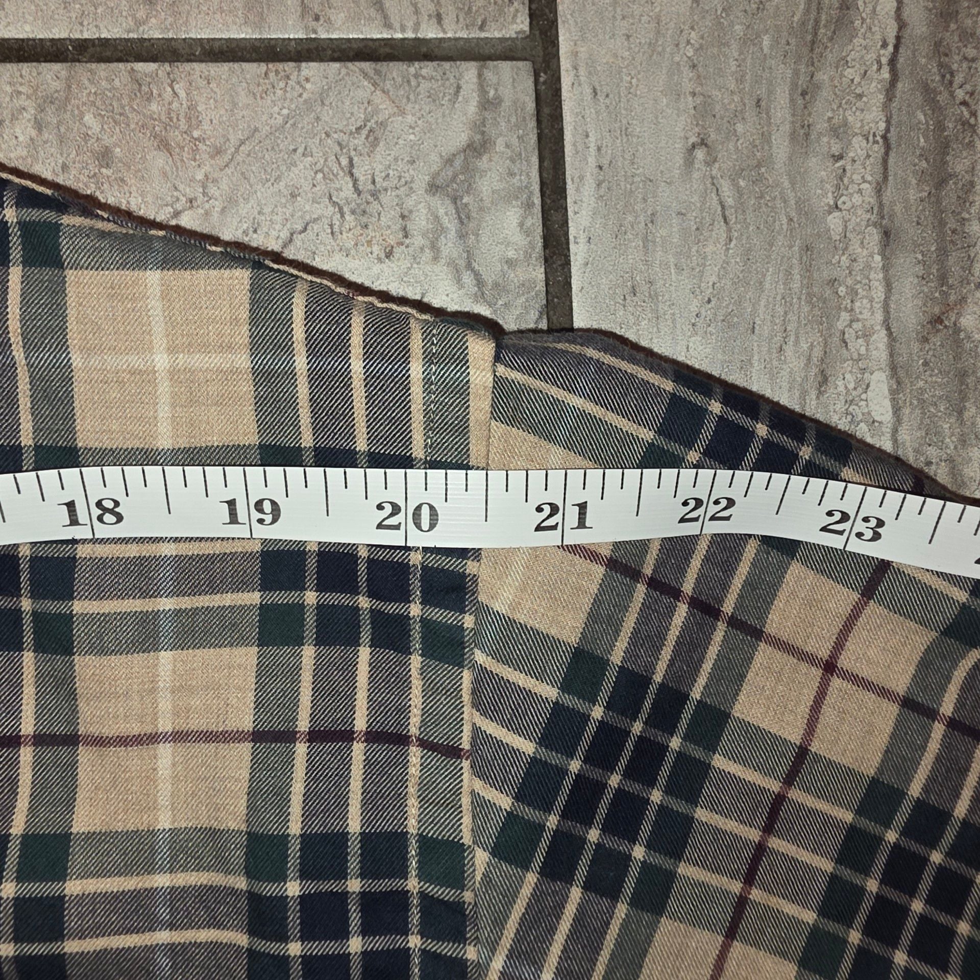 Brooks Brothers Madison Plaid Button Down Shirt Size L 8