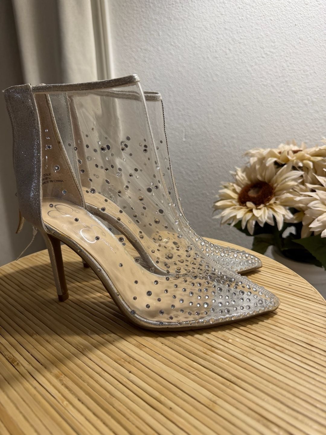 Jessica Simpson JP-Zolie Boots Size 8M/38.5 Clear Rhinestone Silver Stiletto 8