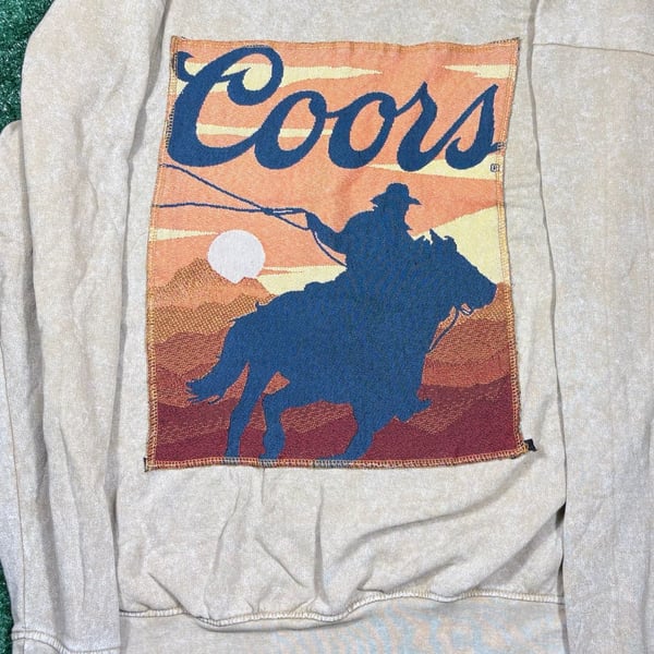 Coors Banquet Sweatshirt Size XL Tan Cowboy Graphic