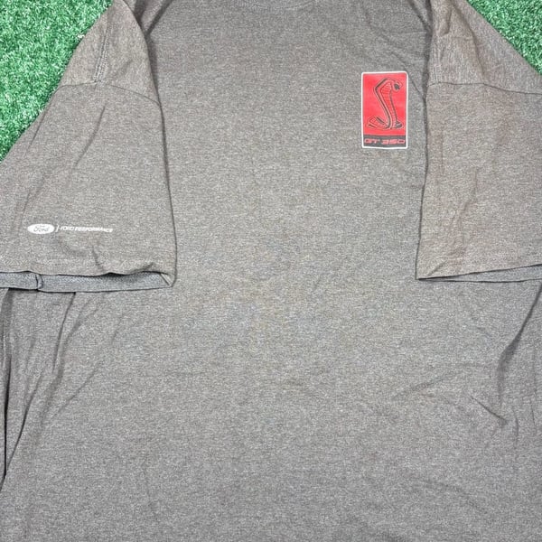 Shelby GT350 T-Shirt Size 2XL Gray Ford Performance Cobra Graphic