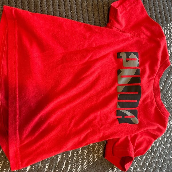 PUMA Boys 4-7 Slant Logo T-Shirt – ,