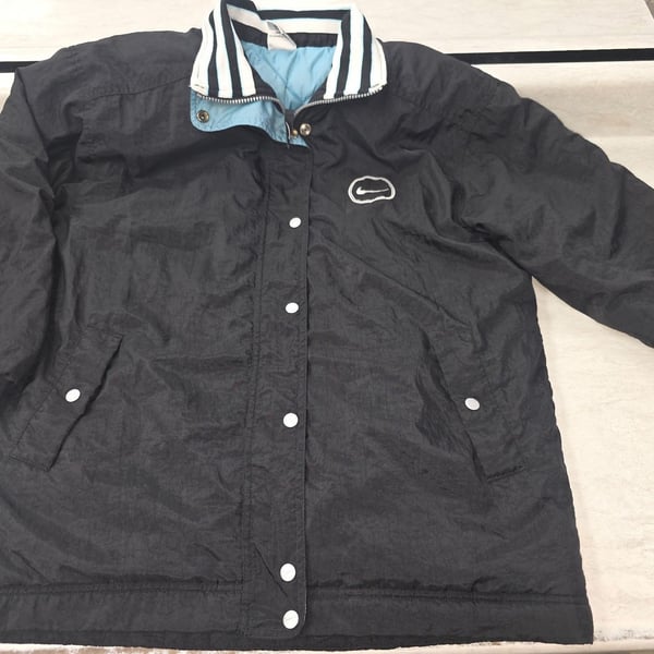 Nike black nylon puffer jacket