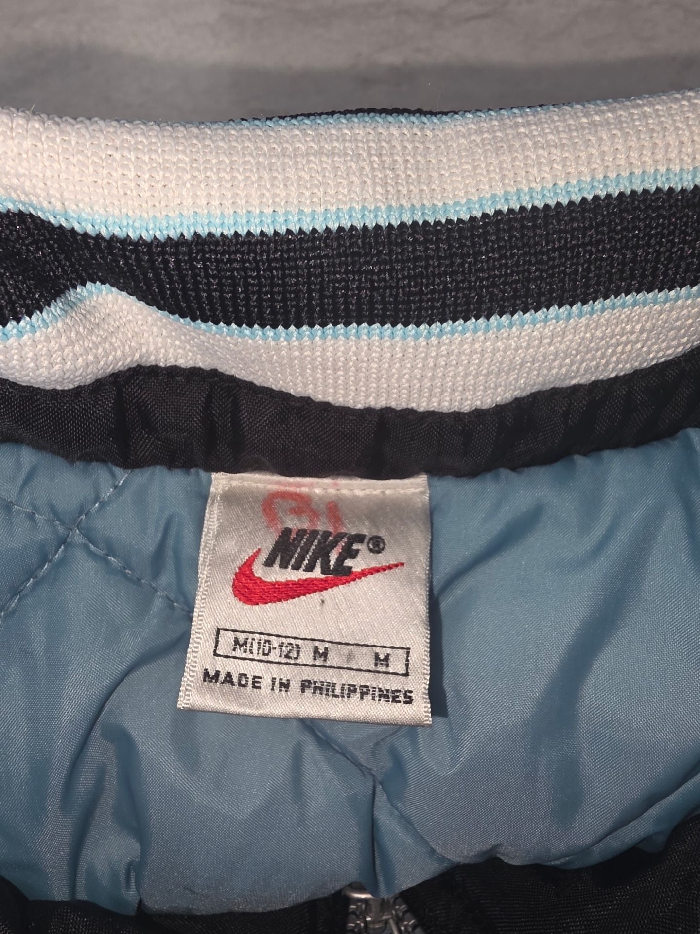 Nike black nylon puffer jacket 8
