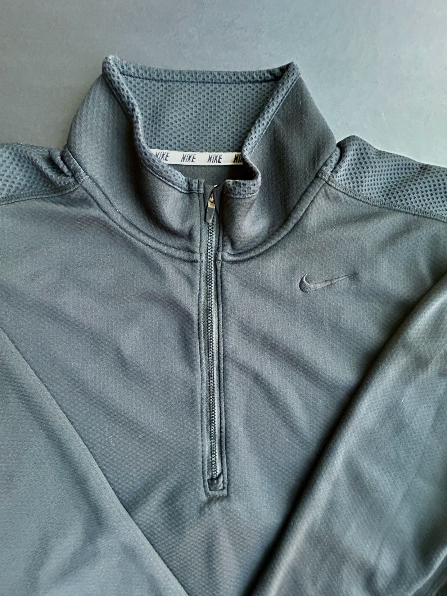 Nike Dri-Fit 1/2 Zip Pullover Size L Black Athletic 7