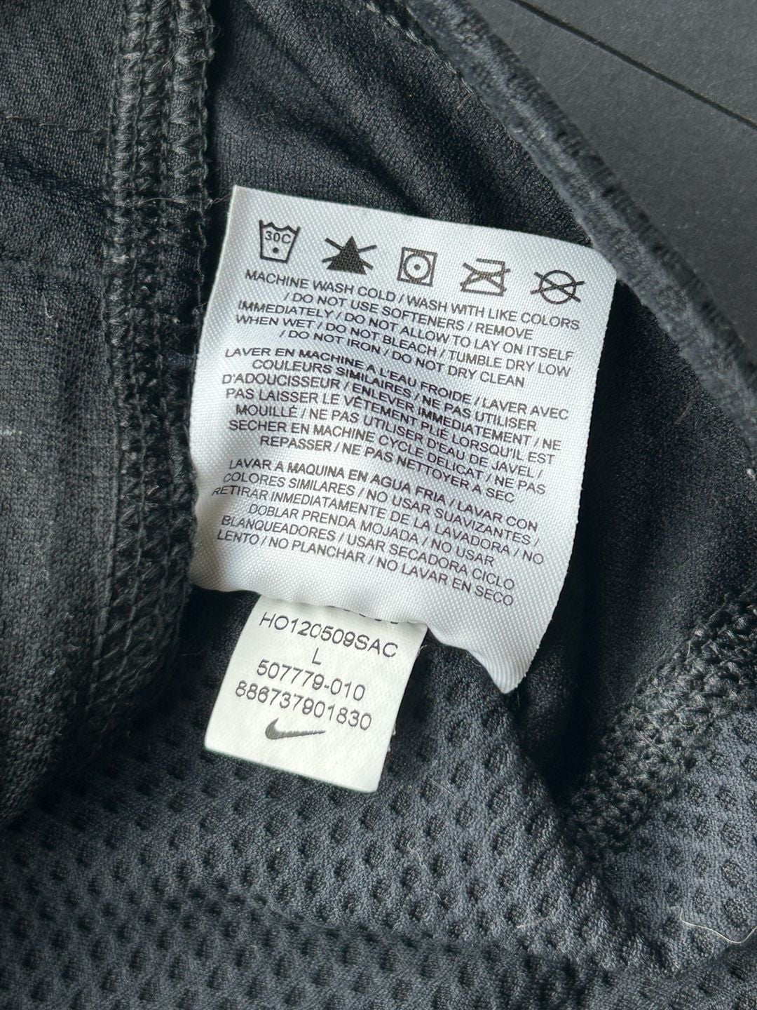 Nike Dri-Fit 1/2 Zip Pullover Size L Black Athletic 10