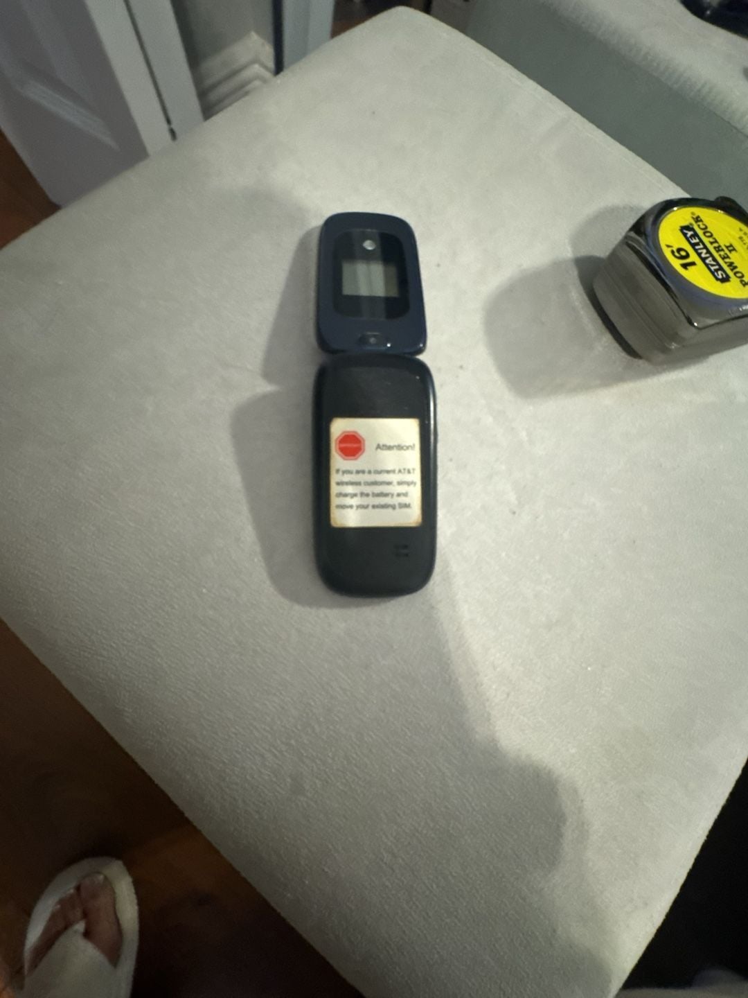 AT&T GoPhone Z222 Flip Phone Box 8