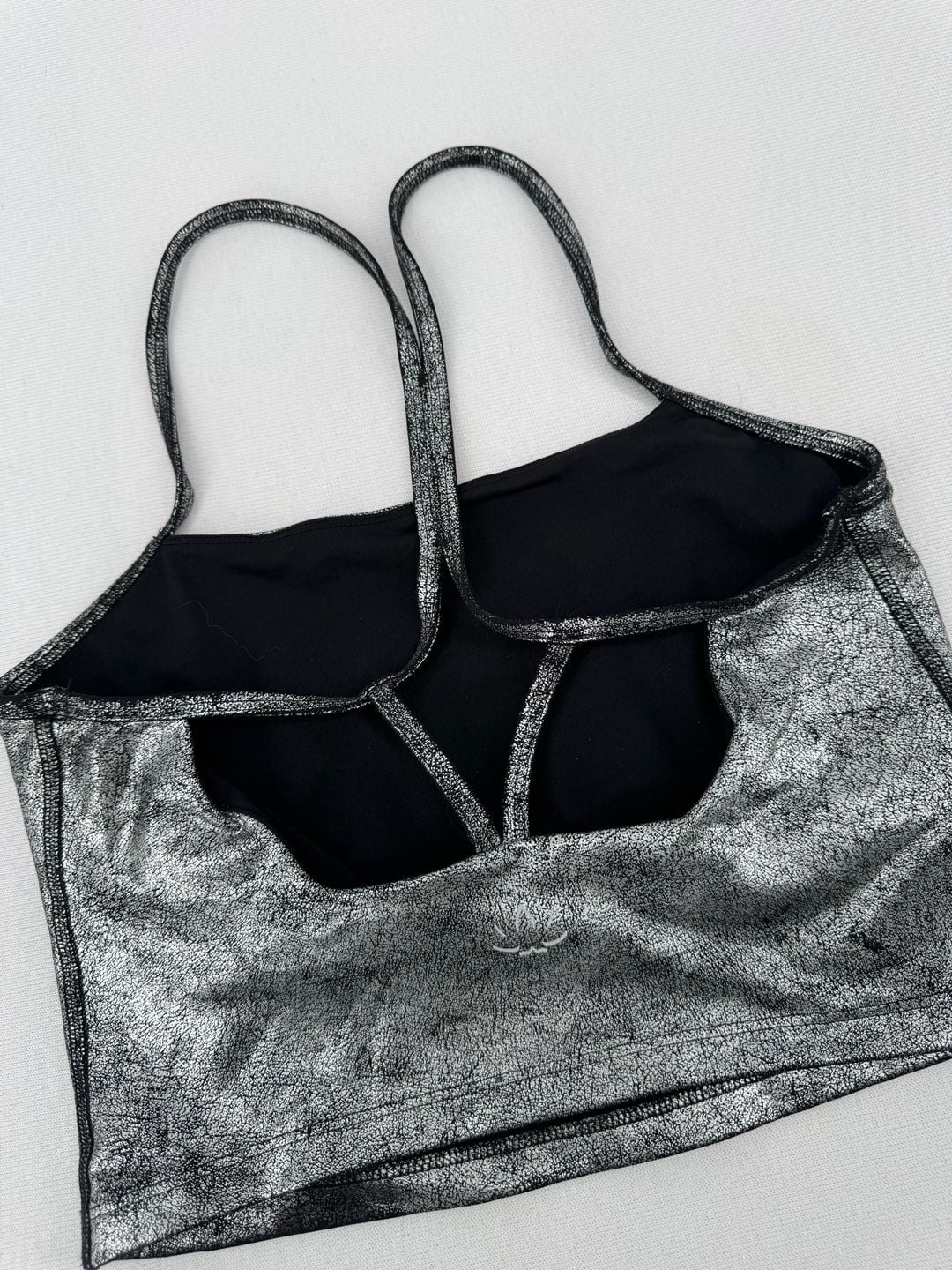 Beyond Yoga Sports Bra Size S Silver Metallic Cropped Active Tank 2