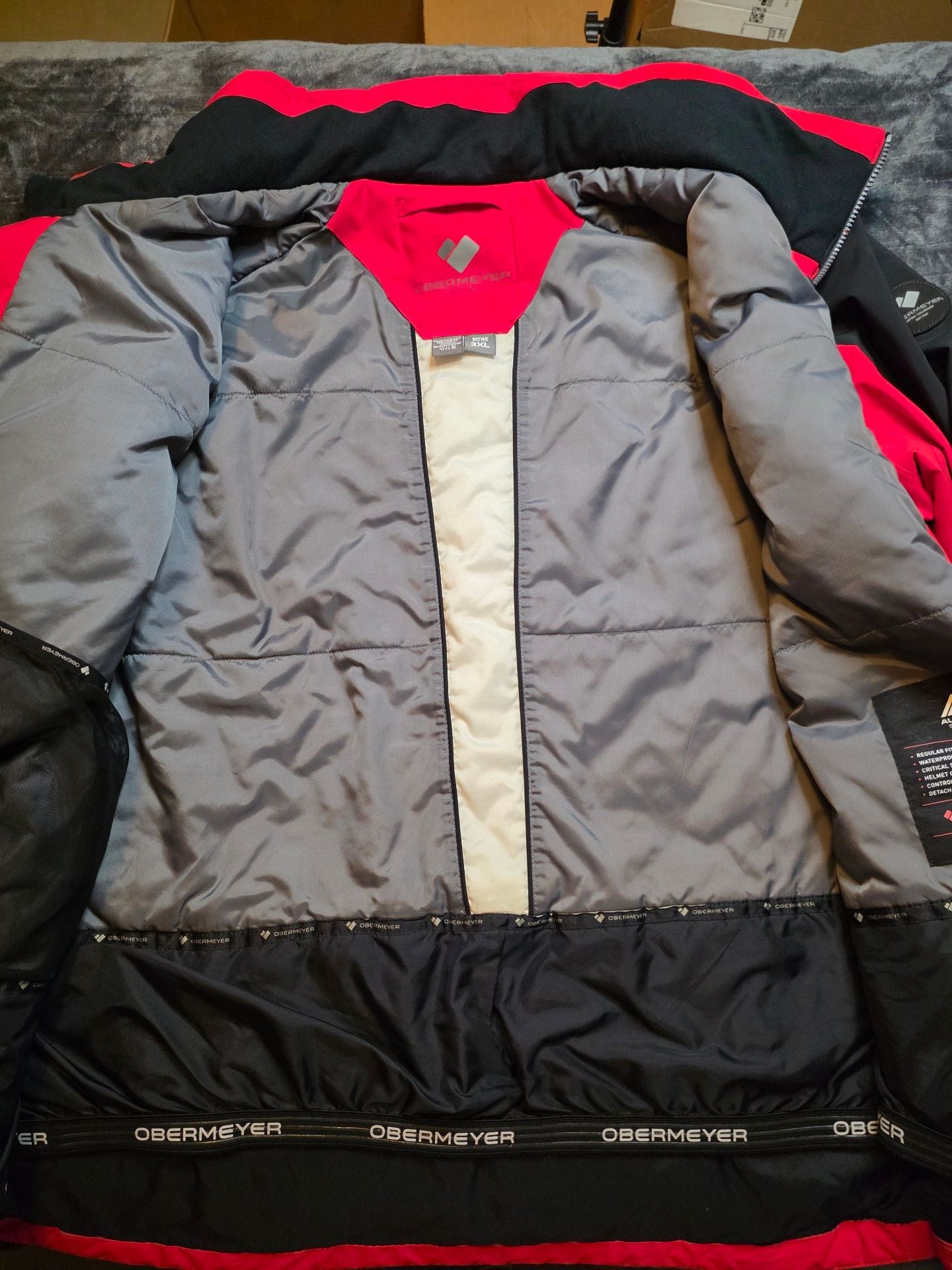 Obermeyer Foundation Ski Jacket Red Black size 3X 17