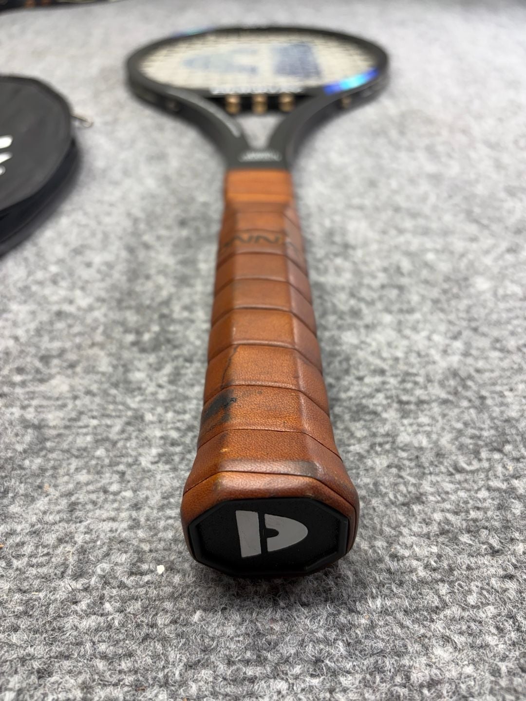 Donnay Mid 15 Tennis Racquet Grip Light 4 Wood Graphite Composite-cover VTG- EUC 4