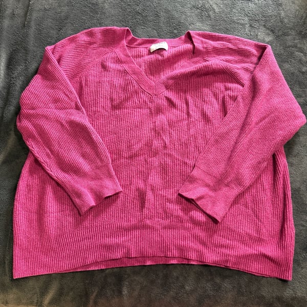 Old Navy V-Neck Sweater Size XXL Pink Ribbed 
