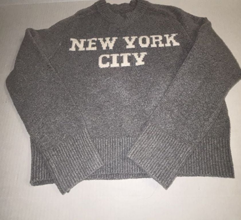 Abercrombie & Fitch New York City Grey Knit Crewneck Sweater 1