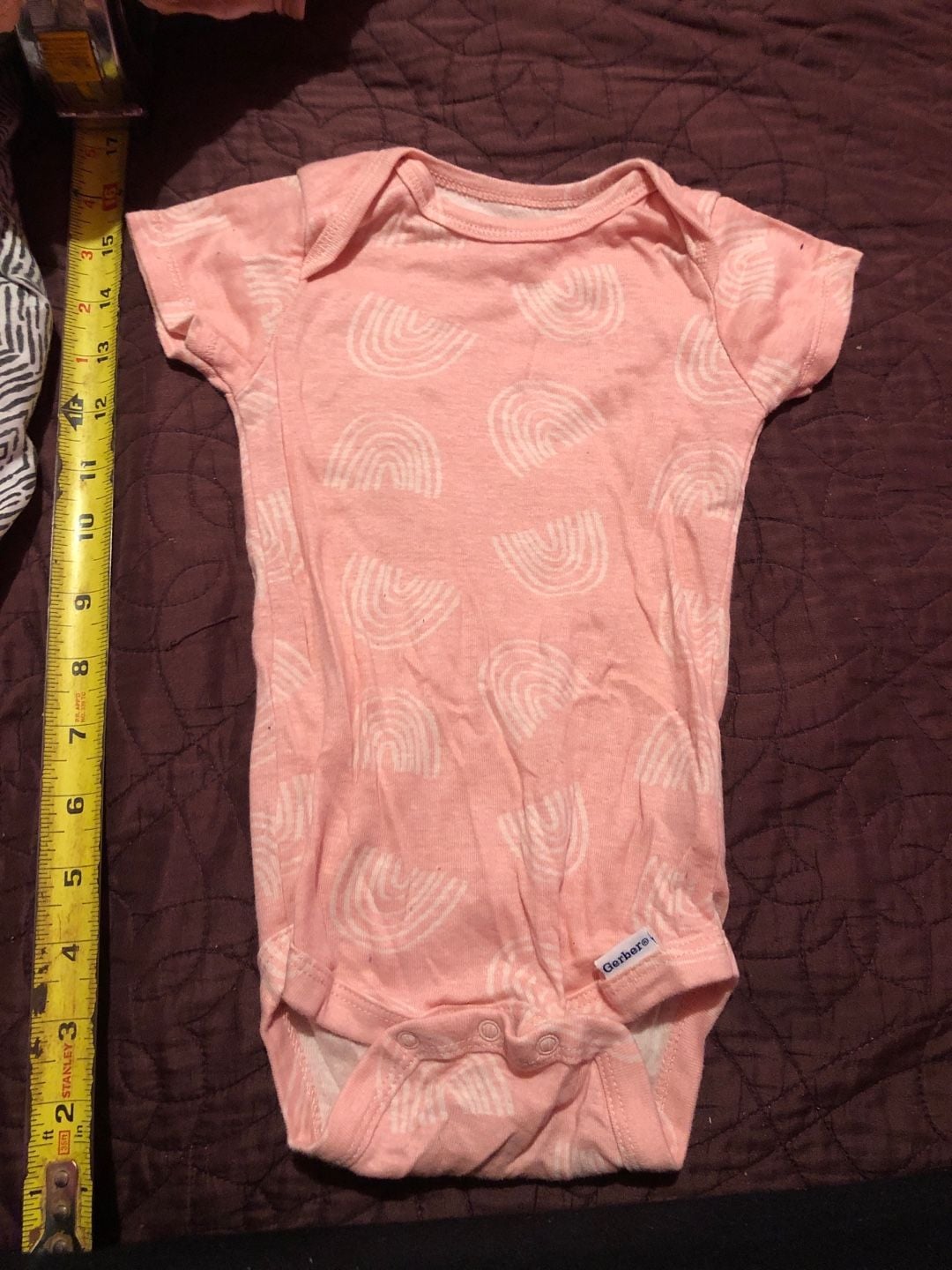 Gerber Baby Bodysuit Size 12 Months Pink Rainbows 2