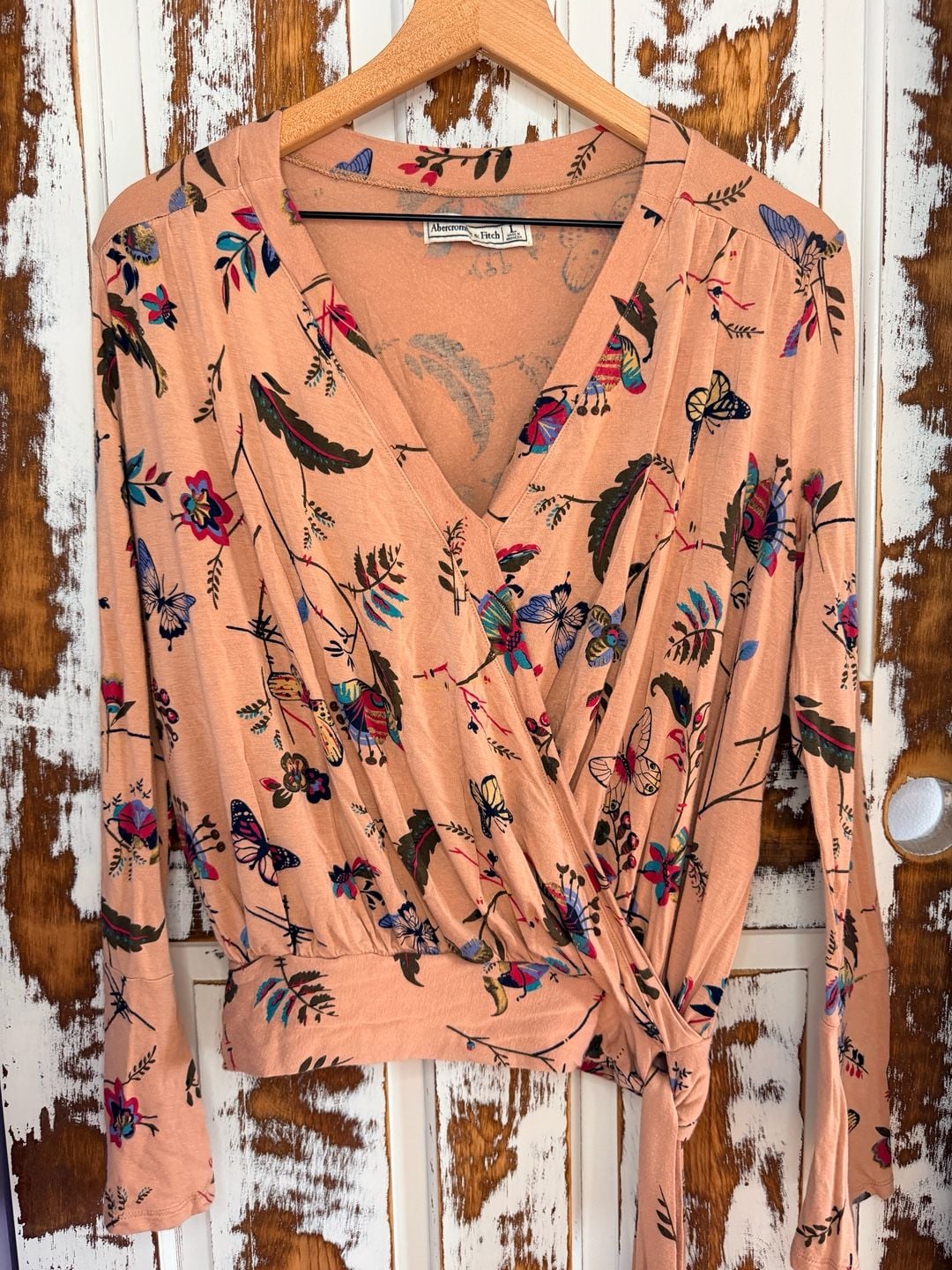 Abercrombie & Fitch Tie Wrap Long Sleeve Blouse Size L Pink Floral Butterfly Y2K 2