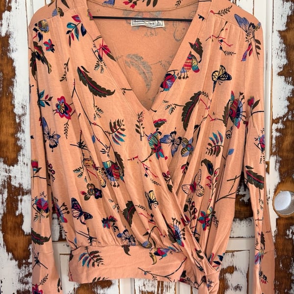 Abercrombie & Fitch Tie Wrap Long Sleeve Blouse Size L Pink Floral Butterfly Y2K