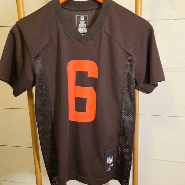 NFL Team Apparel Baker Mayfield Cleveland Browns Jersey Size M Youth 10/12