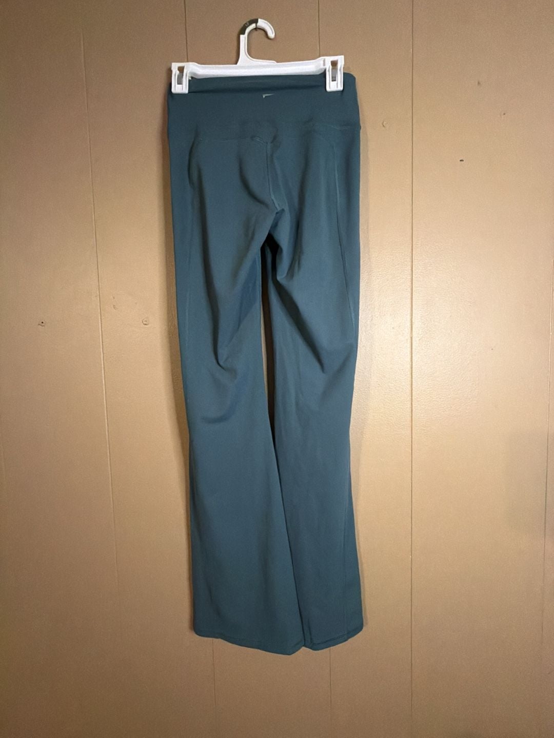 Fabletics Flare Yoga Pants Green 4
