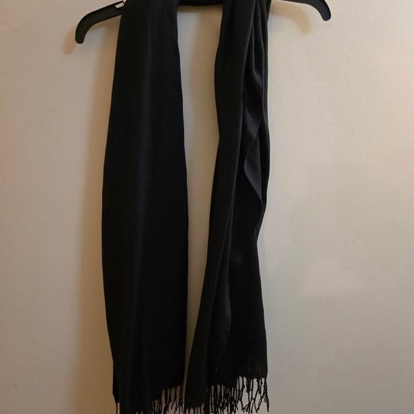 Cato Scarf One Size Black Pashmina Fringe Shawl Wrap